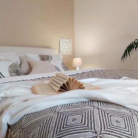 Lena Apartman - Eger Luaran gambar