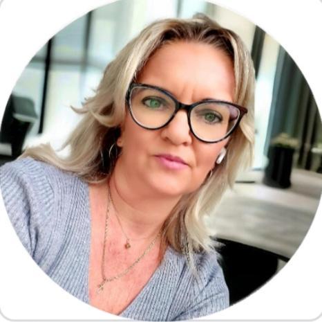 Lena Apartman - Eger Luaran gambar